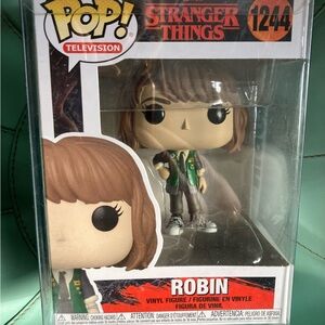 Funko Pop Stranger Things Robin 1244 Netflix Vinyl Figure